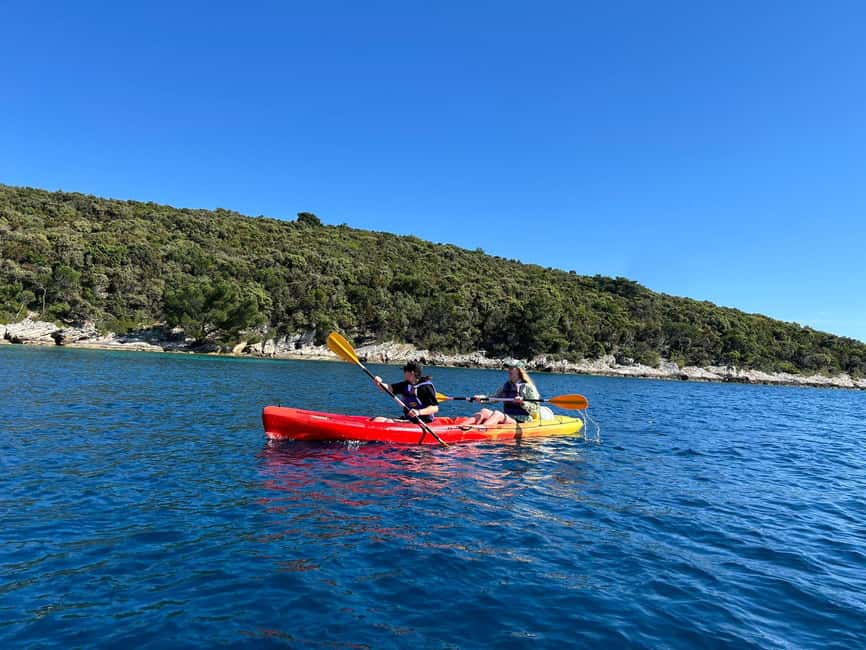 Korcula Archipelago Kayak Tour - Sun, clothing, and the practical side