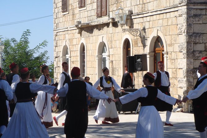 Korcula Private Tour from Dubrovnik - The return through Ston for oysters