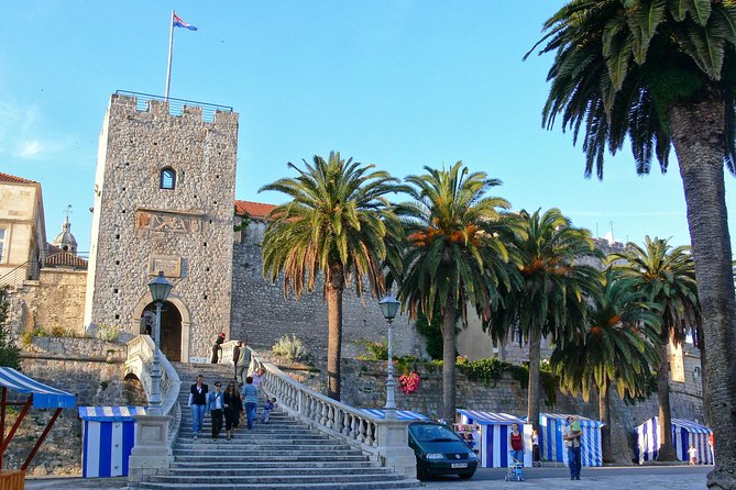 Korcula, Ston, Wine Tasting and Lunch - Tour from Dubrovnik - A long Adriatic day that covers three different worlds