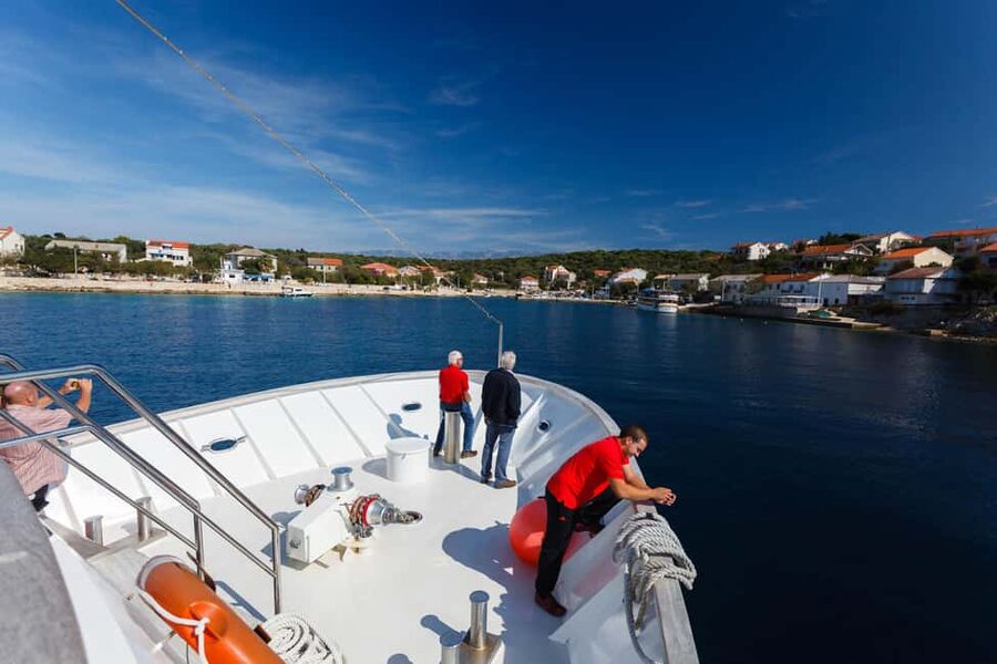 Krk:Rab & Pag Boat Trip with Swimming & City Tour with lunch - Free time by the Pag shore