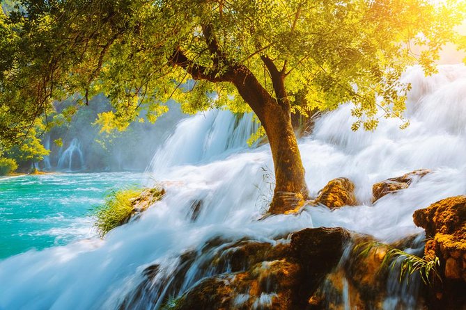 Krka Waterfalls & Primošten from Trogir, Seget, Čiovo & Kaštela - Who will enjoy this format most