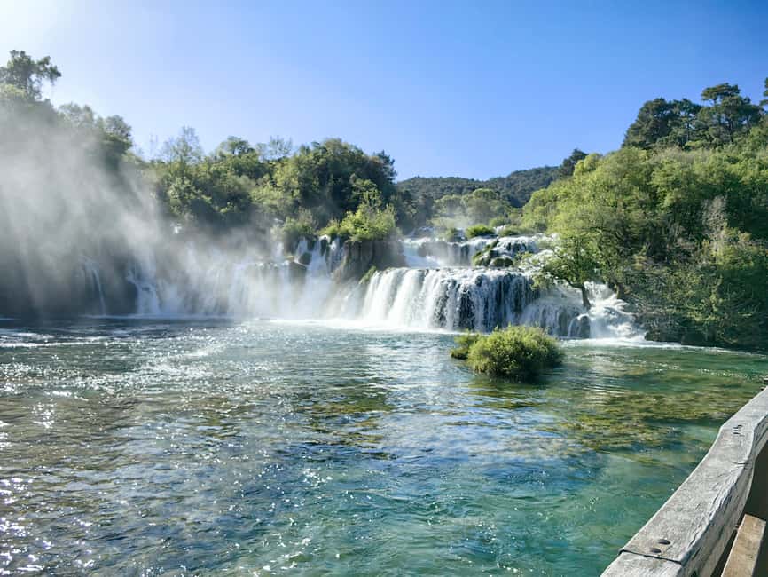 Krka waterfalls tour with lunch from Split - The 7:45 a.m. meeting in Split