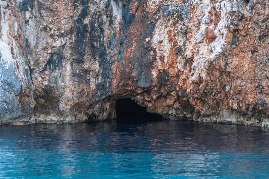 Lovran/Opatija: Swimming on Cres Island with Lunch - Badnjev Beach and an hour to slow down