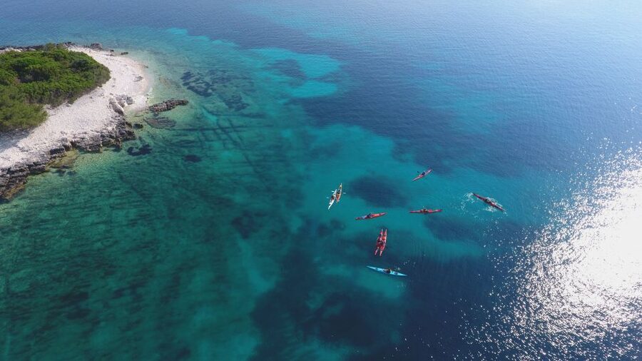 Lumbarda: Half-Day Kayaking and History with Wine delight - Starting in Tatinja Bay, close to Lumbarda