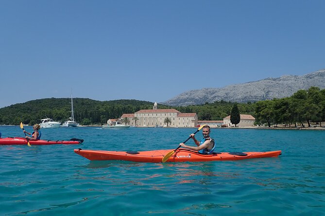 Lumbarda-Sunset Kayaking Experience with picnic: Wine and Sweets - Key points at a glance