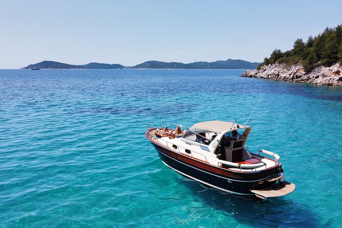 Luxury Elaphite Islands half day Cruise with lunch Apreamare - What the private format really changes