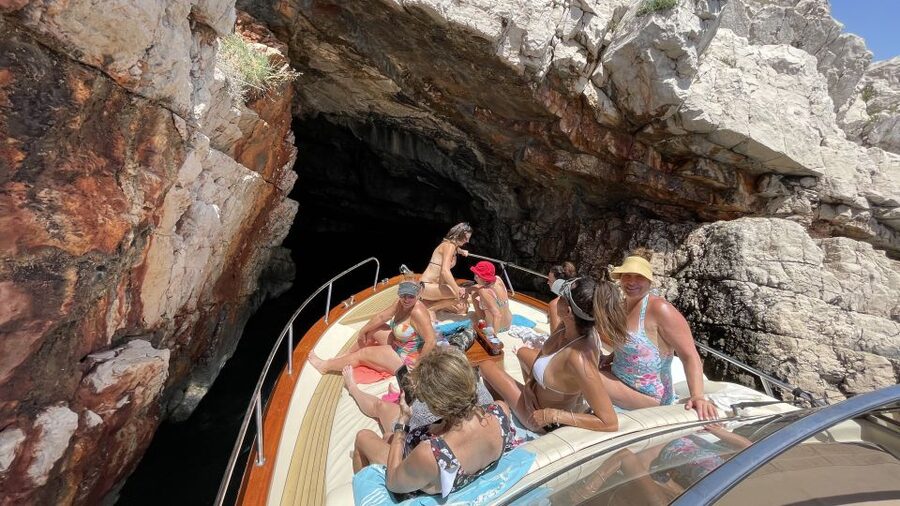 Luxury Private Boat Tour to Elaphiti Islands (4 hours) - Practical details before you book