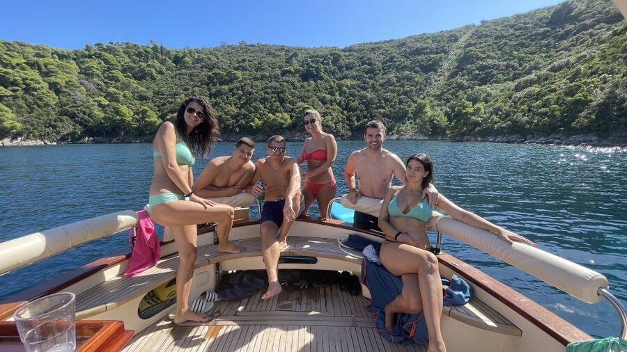 Luxury Private Boat Tour to Elaphiti Islands (4 hours) - Swimming and snorkeling in quieter coves