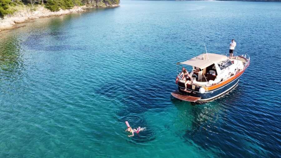 Luxury Private Boat Tour to Elaphiti Islands (4 hours) - What four hours really gives you