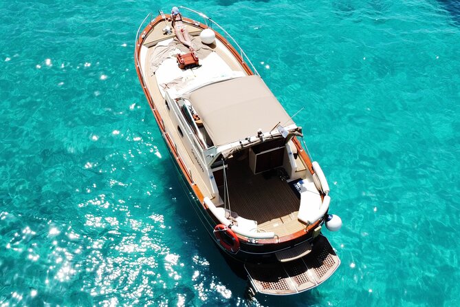 Luxury Private Boat Tour to Elaphiti Islands - Lunch on an island, not on the boat