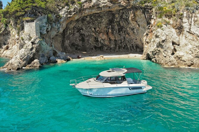 Luxury Private Boat Trip to the Elaphiti Islands from Dubrovnik - The skipper can make or break the day