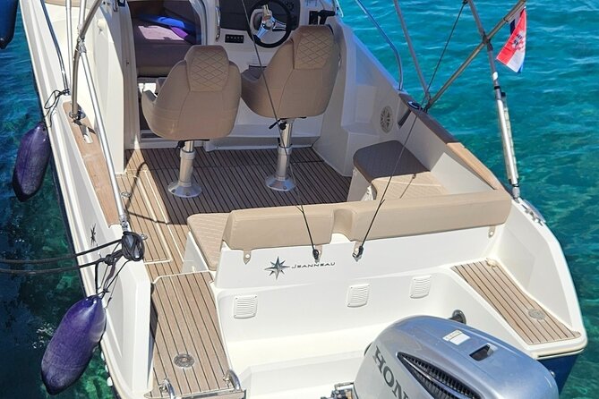 Luxury Private Speedboat Tour Islands & Blue Cave - Timing, pickup, and practical planning