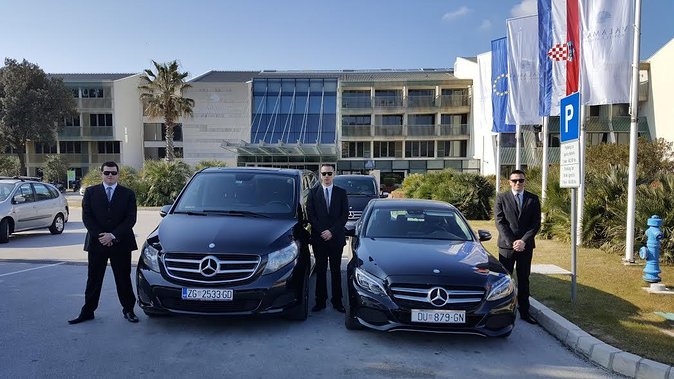Luxury private transfer: Dubrovnik to Dubrovnik airport - Pickup at a Hotel, Apartment, or Old Town Gate