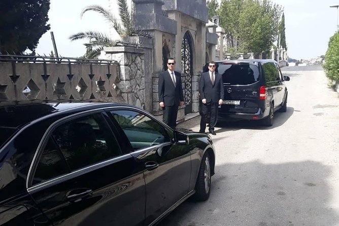 Luxury private transfer: Dubrovnik to Dubrovnik airport - A Direct Ride, With Conversation if You Want It