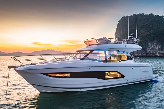 Luxury sunset cruise in Dubrovnik - Dubrovnik’s walls from the water at golden hour