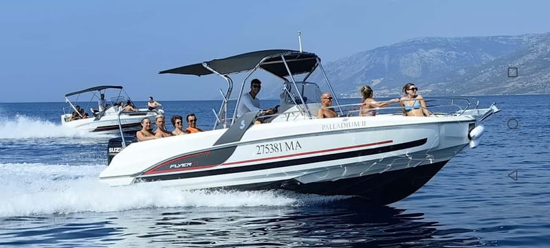 Makarska: 3-island Speedboat Cave & Blue Lagoon Tour - Zirje Beach on Brač