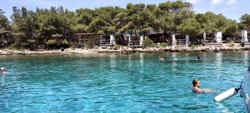 Makarska: 3-island Speedboat Cave & Blue Lagoon Tour - Practical tips for a smoother day