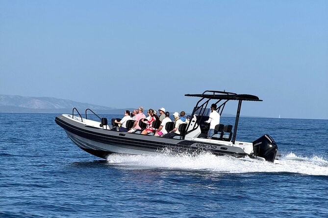 Makarska: 3-Island Speedboat Tour with Cave and Blue Lagoon - Who should book this experience
