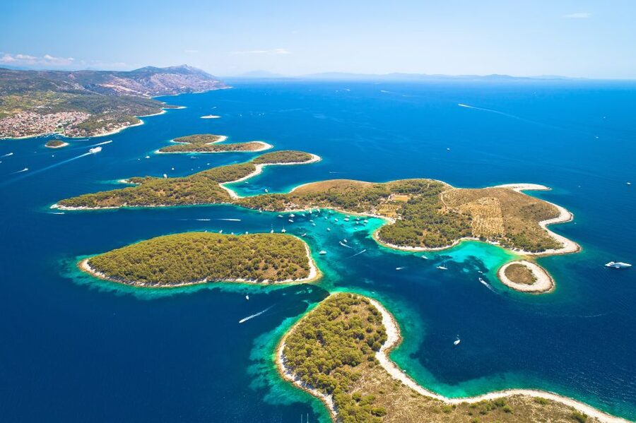 Makarska: 5-Islands Tour, Blue Cave, Vis, Hvar & Brač - Puntica Bay on Brač finishes the swimming portion