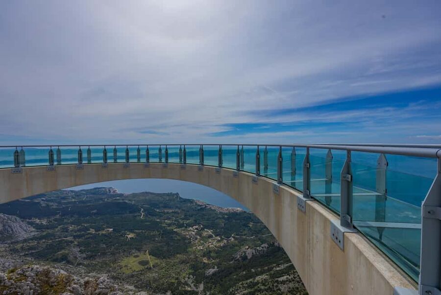 Makarska: Buggy Skywalk and Biokovo Tour - Pickup in Makarska and the climb into the park