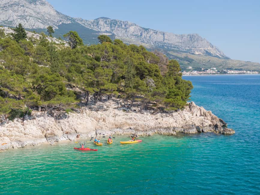 Makarska: Guided Sea Kayaking Tour with Snorkeling Stop - St. Peter lighthouse and the first coastal views