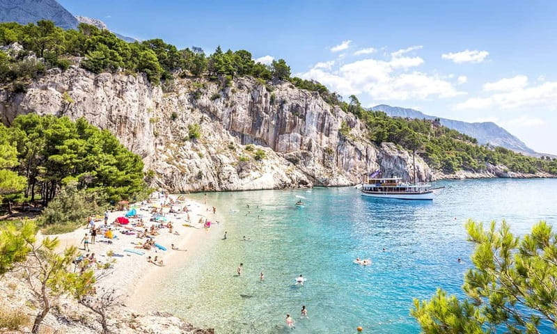 Makarska: Sunset private boat tour from Makarska - A short sunset ride with two different moods
