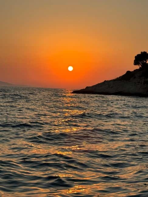 Makarska: Sunset private boat tour from Makarska - What the private group setup really adds