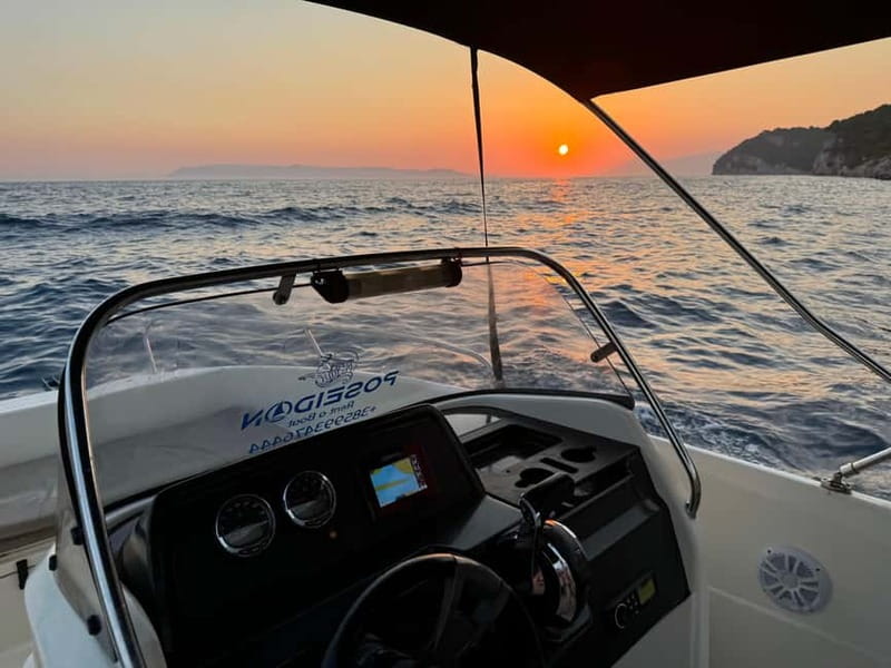 Makarska: Sunset private boat tour from Makarska - Finding the boat at Marineta ulica