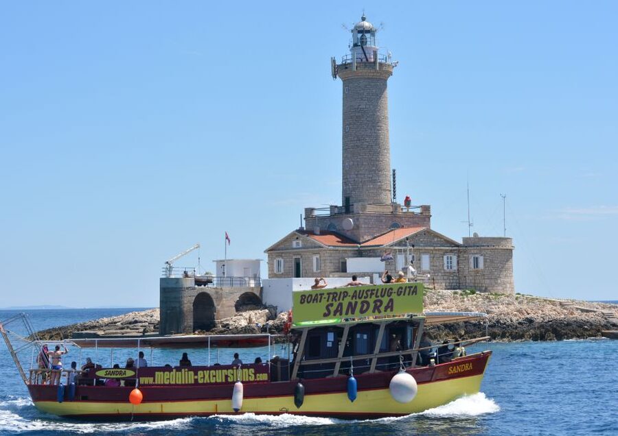 Medulin: Boat Cruise to Kamenjak/Ceja with Lunch and Drinks - Who should book this Medulin boat trip?