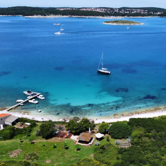 Medulin: Boat Cruise to Kamenjak/Ceja with Lunch and Drinks - From Medulin harbor to Cape Kamenjak