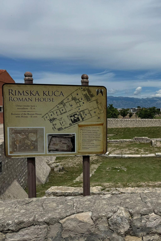 Meet and feel ancient town of Nin - Seeing the Church of St. Cross