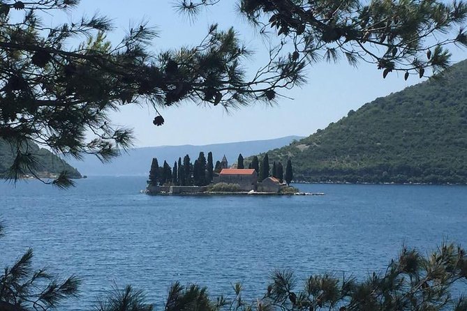 Montenegro Coast Private Day Trip from Dubrovnik - Perast: a gentle start beside the bay