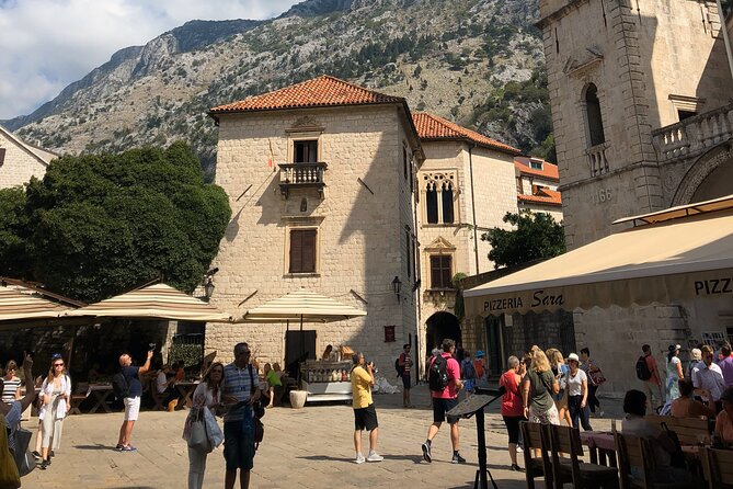 Montenegro private daytrip from Dubrovnik, Perast, Bay of Kotor - A short walk through Perast