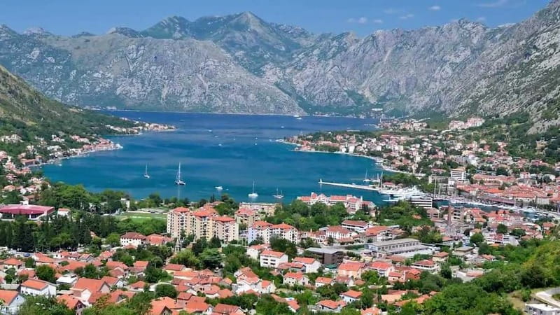 Montenegro Tour with Optional Kotor Bay Boat Cruise - Perast and its one main street