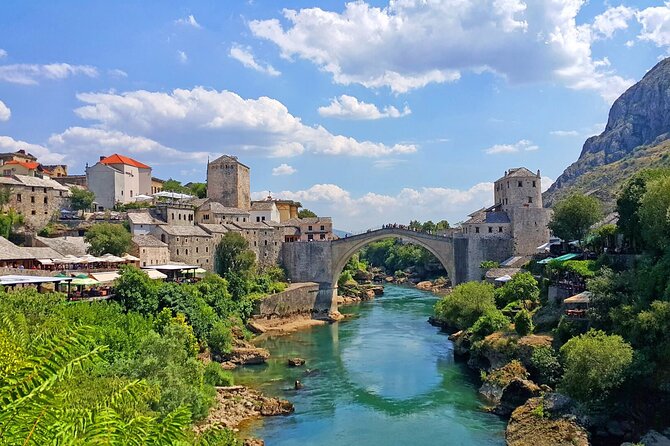 Mostar and Kravice waterfalls full day tour - Crossing into Bosnia and Herzegovina