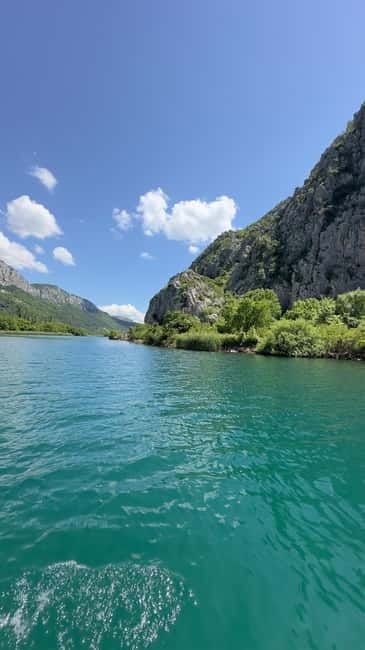Omiš/Split: 4h Kayaking in Cetina Protected Nature Park Area - Mirabella Fortress adds a historic layer above the water