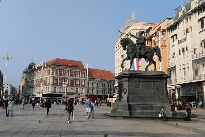 One way Private Transfer from Zagreb Airport to Zagreb - Who will get the most from this ride