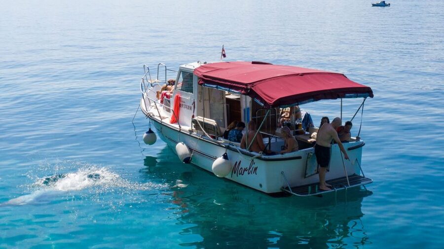 Opatija/Lovran: Boat Trip to Secluded Beaches on Island Cres - Smrdeća Beach and the appeal of a quiet bay