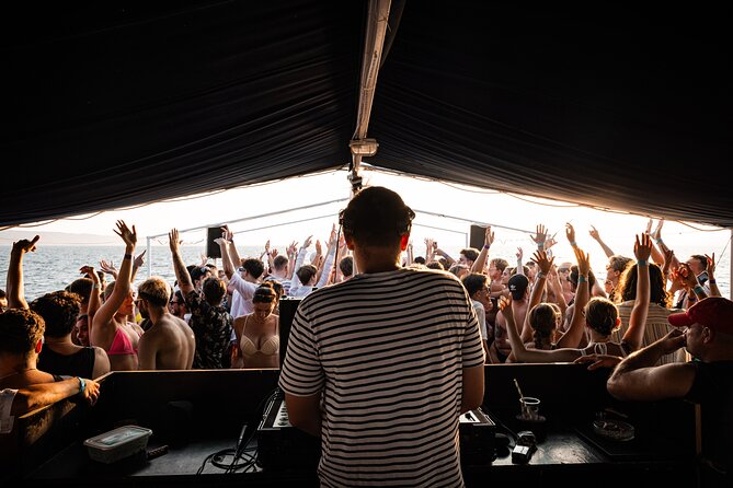 Out to Sea Split Boat Party w/ Blue Lagoon Swim, Dj & Afterparty - Two bars, a kitchen, and extra spending