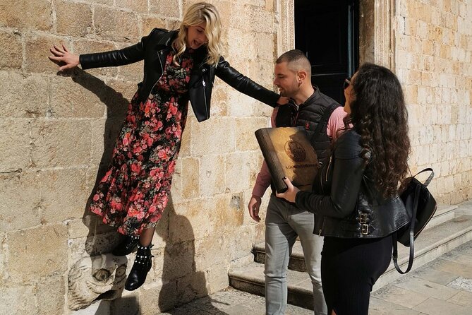 Outdoor Escape Game Dubrovnik - The Spy And The Traitor (History theme) - A spy mission begins at Rector’s Palace