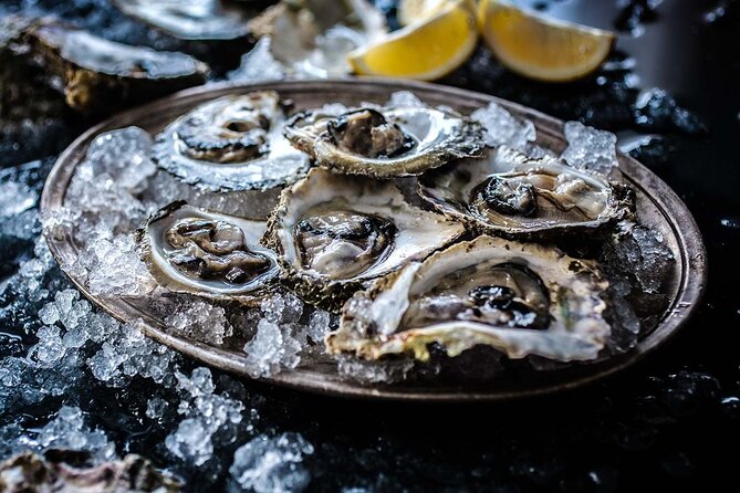 Oysters & Wine Tour From Dubrovnik (Small Group) - Why this Dubrovnik food tour is different