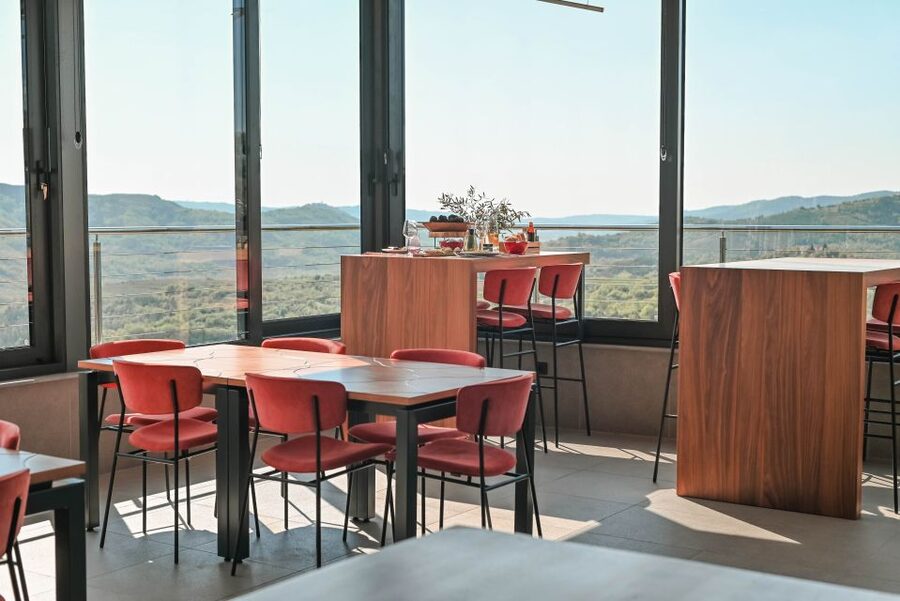 Paladini: Truffle Hunting Tour with 3-Course Tasting Menu - Who Will Enjoy This Most?