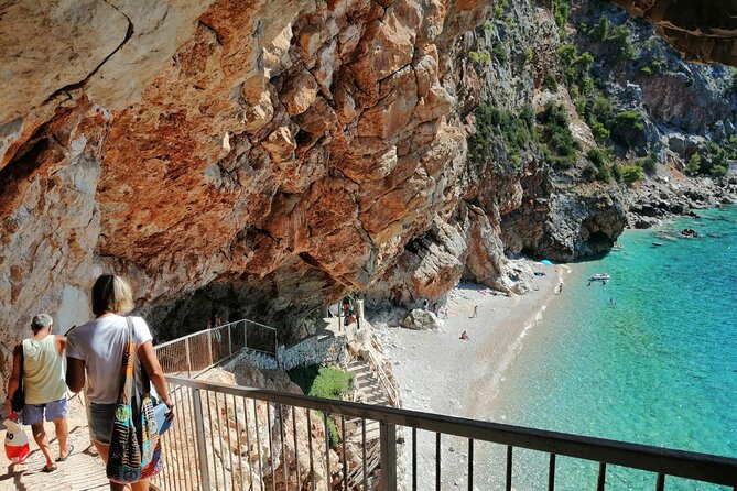 Picnic on Croatian Secret Beach - A small beach beneath high cliffs