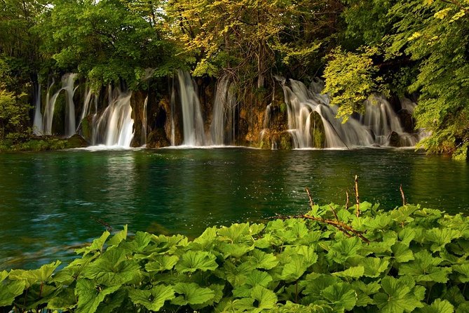 Plitvice Lakes Guided Tour - The Lower and Upper Lakes option