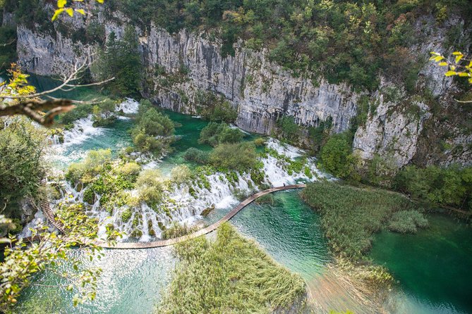 Plitvice Lakes Guided Tour from Zagreb - Group size and the pace on the paths