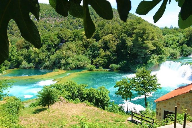 Plitvice Lakes National Park: Day Trip from Omiš - Upper Lakes, Lower Lakes, and the boat ride