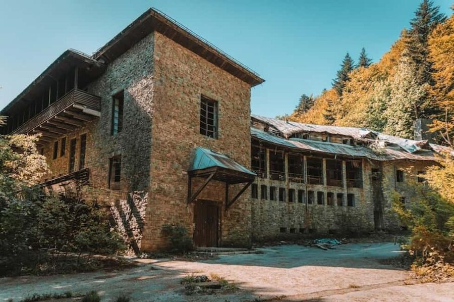 Plitvice Lakes National Park - Inspiration Buggy Tour - Korana Selo and the old water mill
