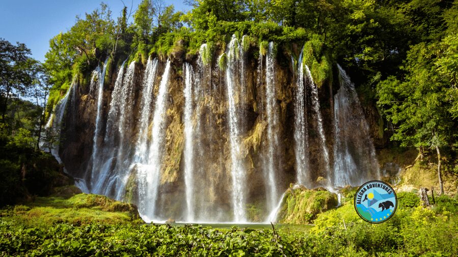 Plitvice Lakes Tour: Secured Tickets, Train & Boat Ride - Who should book this Plitvice Lakes tour?