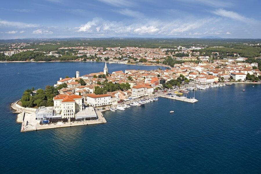 Porec: Boat Cruise with Barbecue Lunch - What kind of boat day is this?