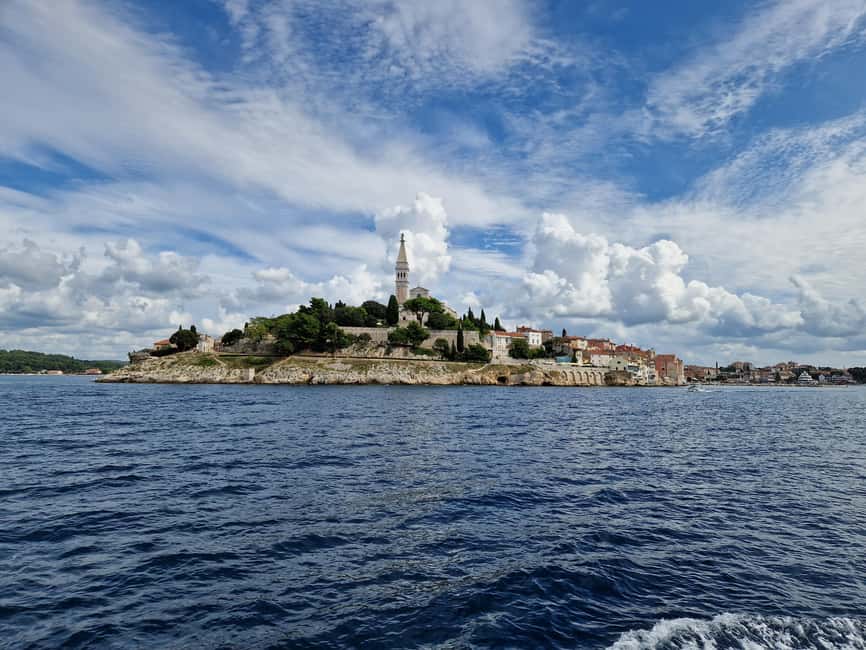 Poreč: Boat tour to Rovinj with lunch and drinks - Three hours to find your own Rovinj